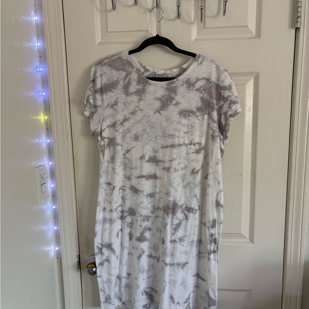 GAP Gray Tie-Dye Midi Dress